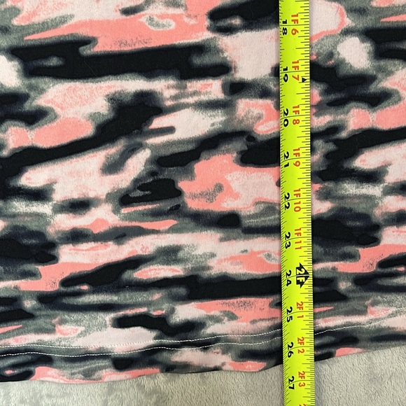 Lululemon cool racer back pink and black tank - Picture 4 of 6